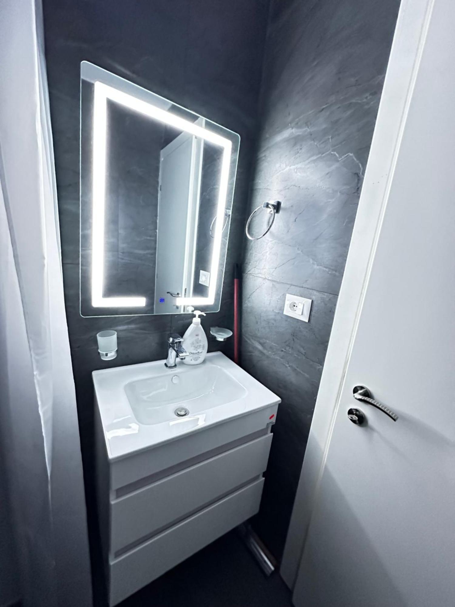 Delux Apartment Tirana