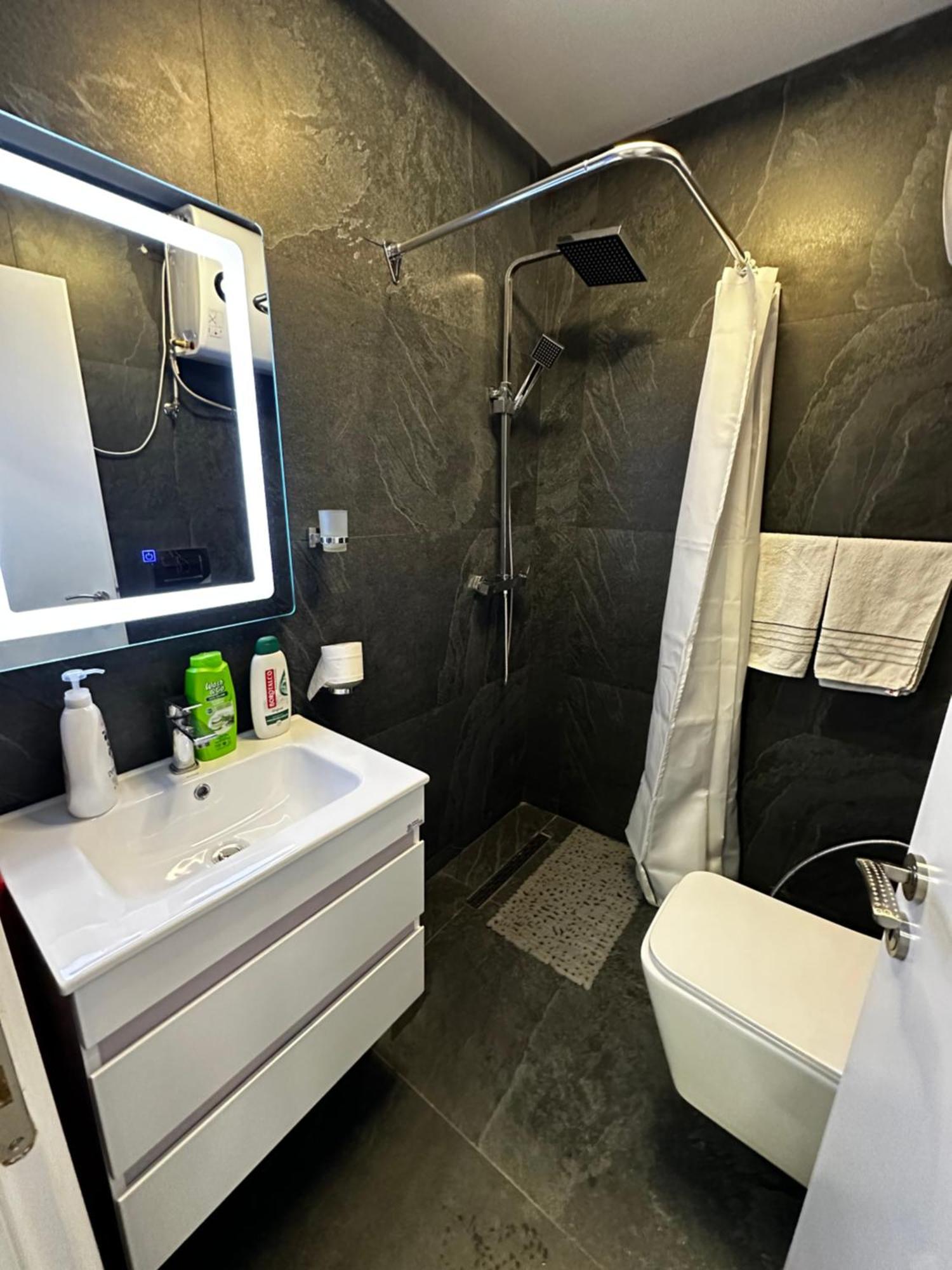 Delux Apartment Tirana